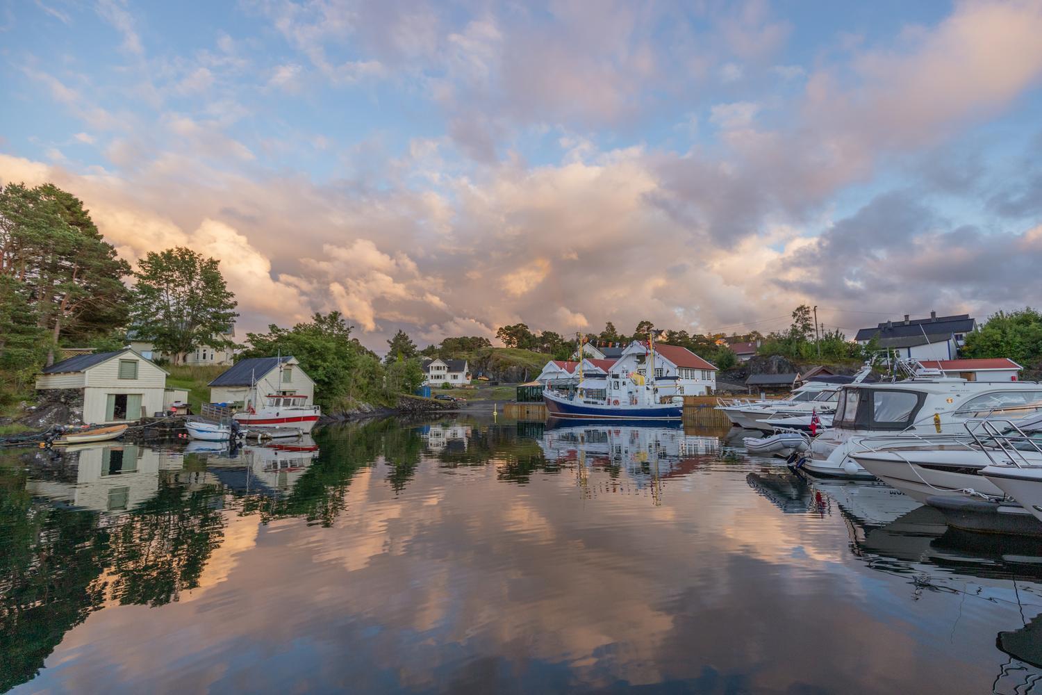 Kulleseidkanalen Gjestehamn Bomlo Экстерьер фото